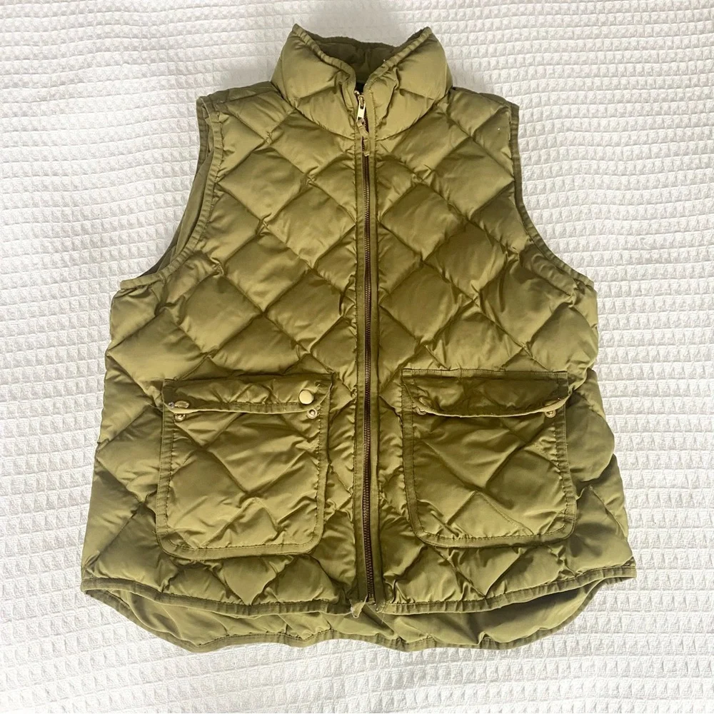 J. Crew Olive Excursion quilted vest size large